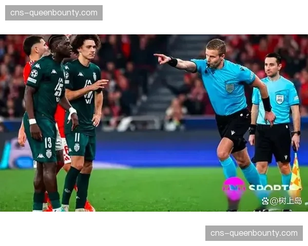 评论：VAR在欧冠关键判罚中的角色与“清晰明显错误”标准之辩。